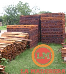 POSTES CUADRADOS DE QUEBRACHO COLORADO